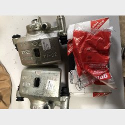 Nissan Sunny B12/N13 1,8 bremsecaliperst for