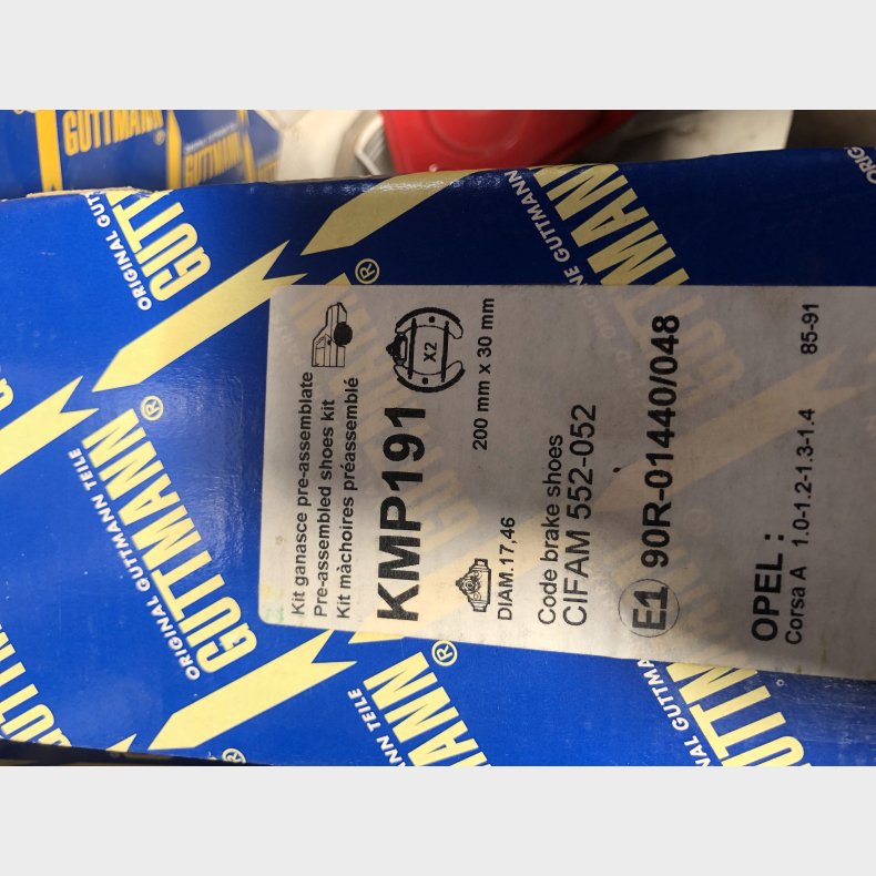 Opel Corsa A 1,0 - 1,4 bremsebakkest