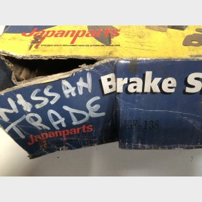 Nissan Urvan, Terrano & Pick Up bremsebakkes�t