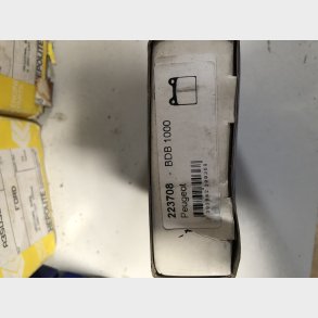 Peugeot 505 bremseklodss�t for