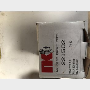 BMW E21 bremseklodss�t bag