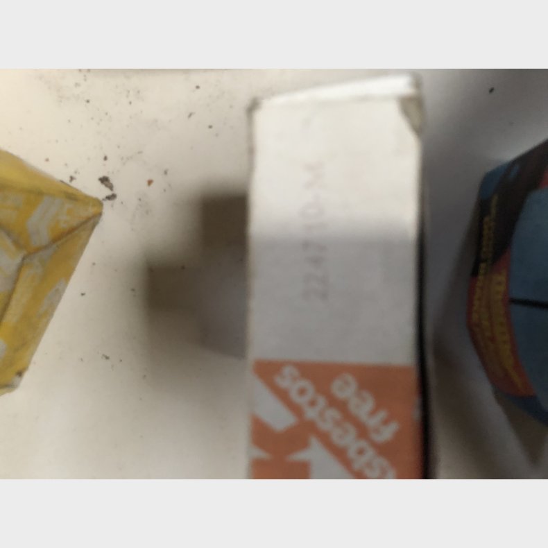 Audi 100 C2 bremseklodsest for