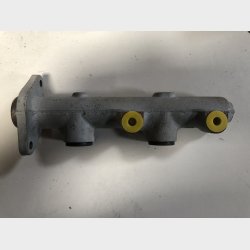 Peugeot 504 bremsehovedcylinder