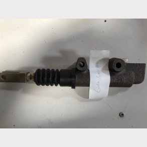 Alfa Giulia, GT, GTA bremsehovedcylinder