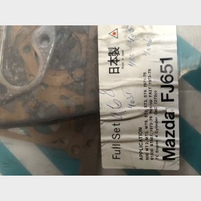 Mazda 323 & 818 1300 motorpakningss�t