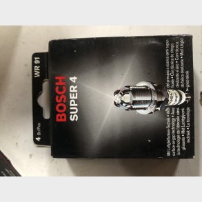Bosch Super 4 WR91 t�ndr�r ( 4-pak )