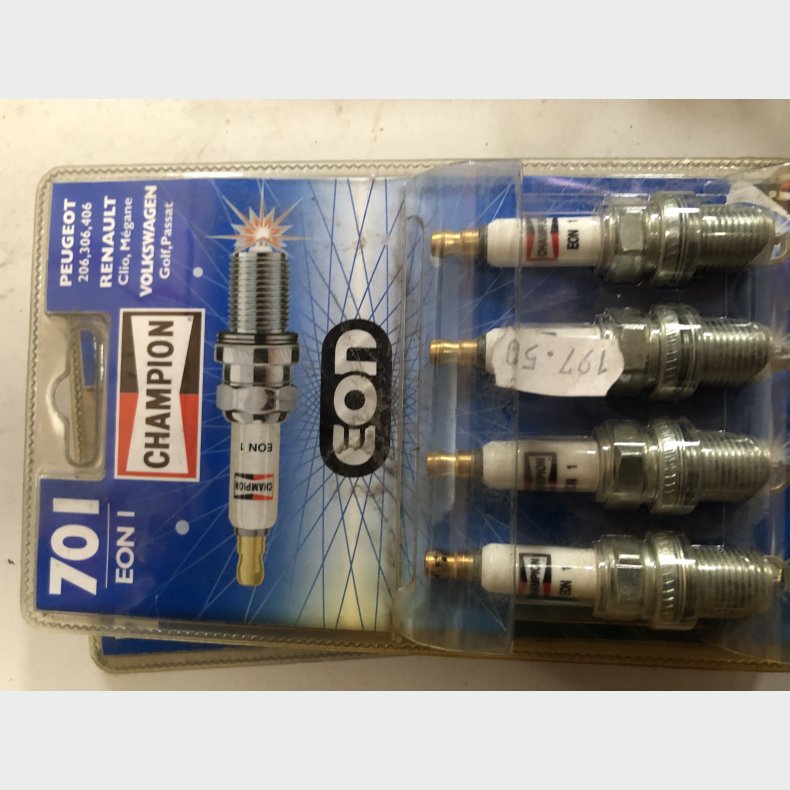 Champion 701 tndrr ( 4-pak ).