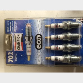 Champion 702 t�ndr�r ( 4-pak ).