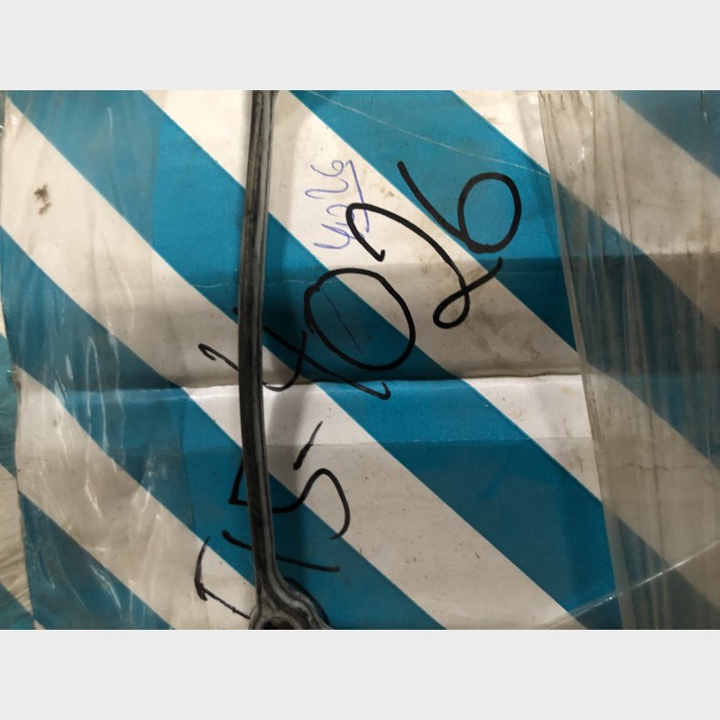 Mazda 323 BG 1,3 ventildkselpakning