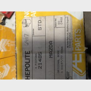 Mazda E3 stempels�t std