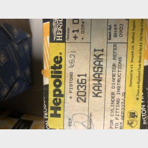 Kawasaki Z650 stempel 1,00mm overstr.