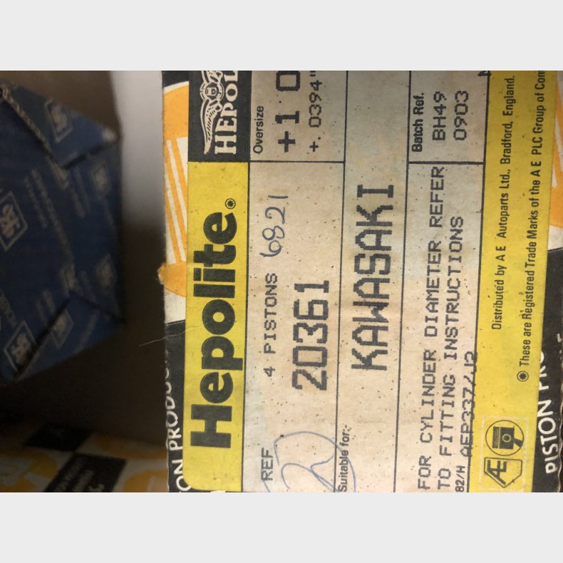 Kawasaki Z650 stempel 1,00mm overstr.